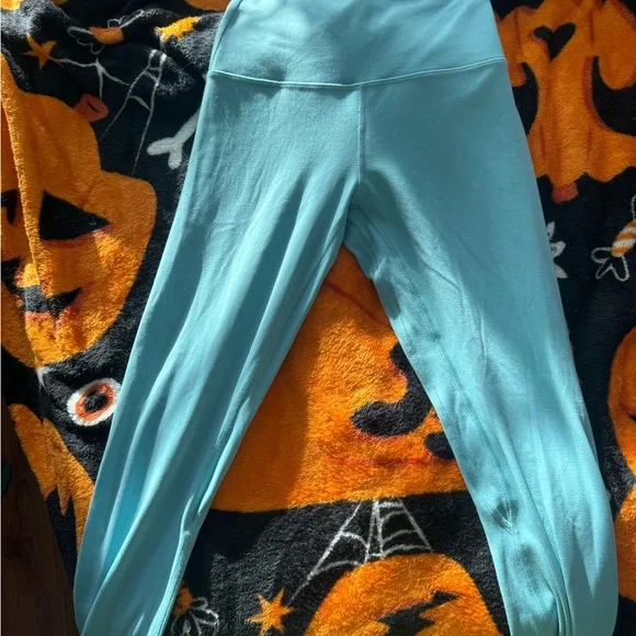 Lululemon Align Pant 28” Tidewater Teal (Tiffany Blue) – Size 4 – Lightly Worn - Picture 5 of 8